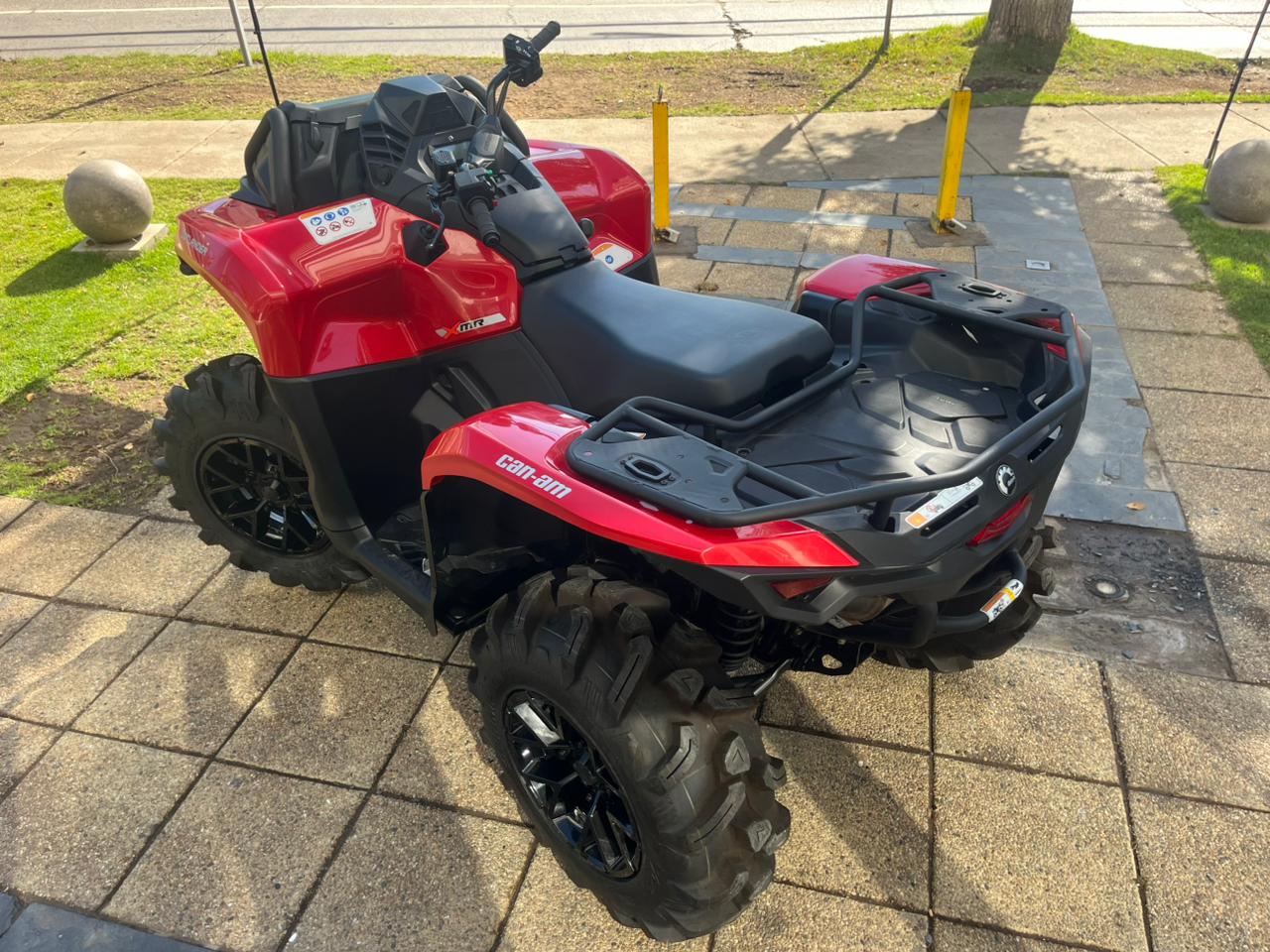 CAN-AM OUTLANDER X MR 700 2026 - Imagen 3